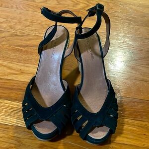 Size 7 Black ankle strap sandals